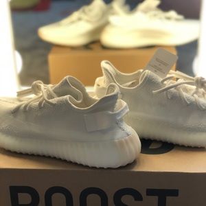 Adidas Yeezy Boost 350 V2 size 10